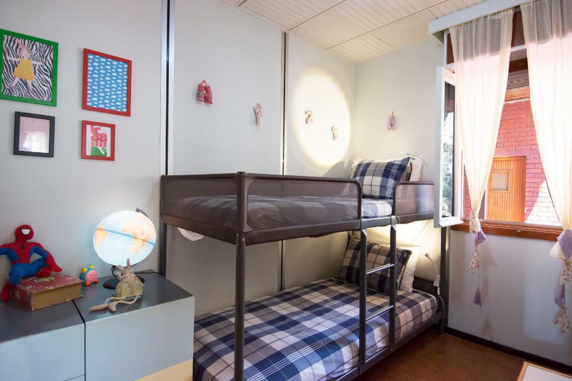 The Boucamviglia Beach House Saronida Eksteriør billede