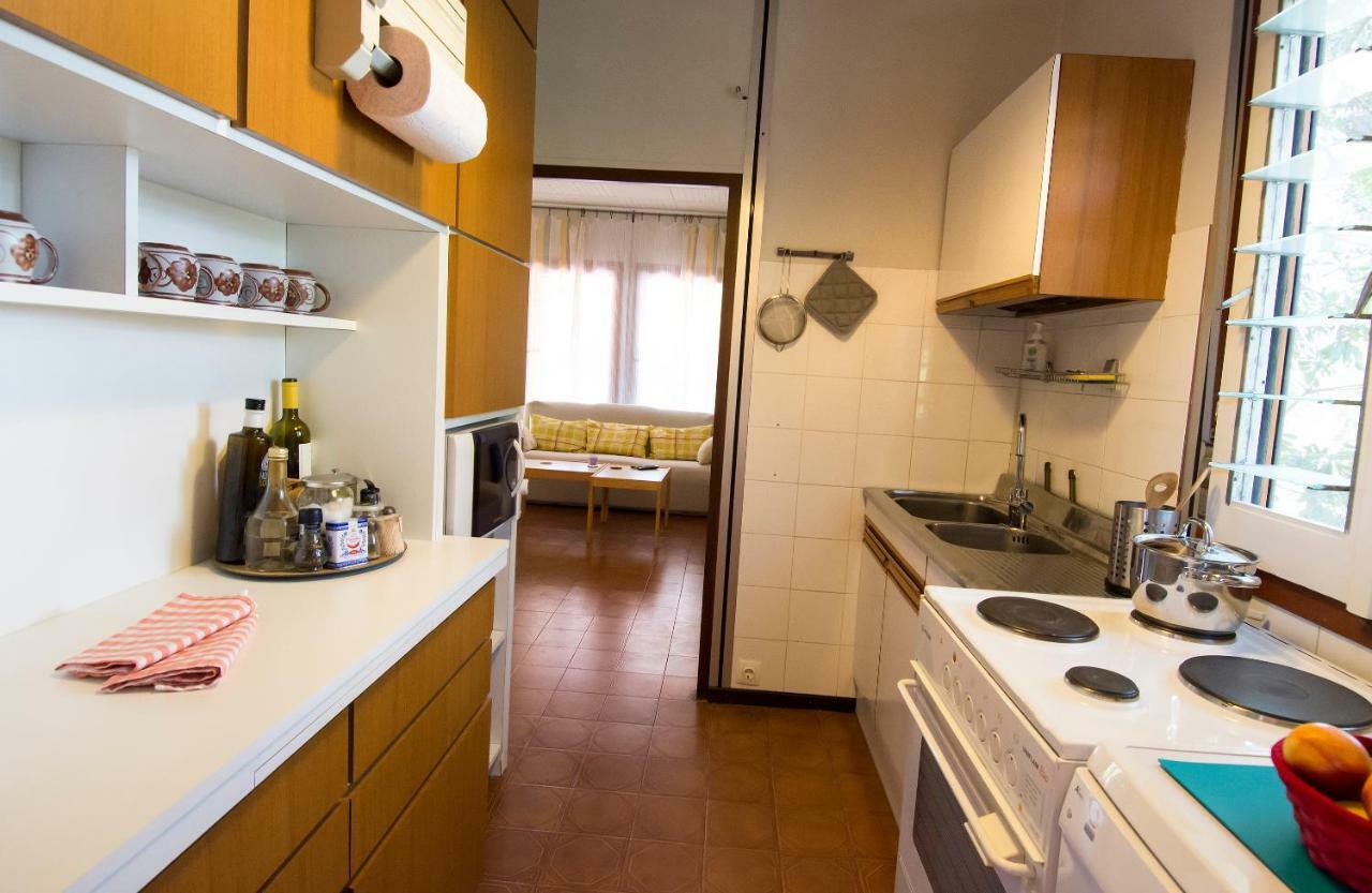 The Boucamviglia Beach House Saronida Eksteriør billede